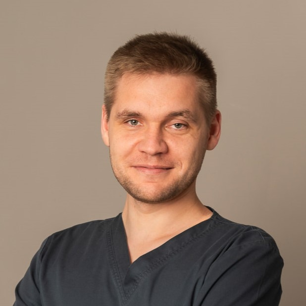 Dermatolog Grzegorz Kubik